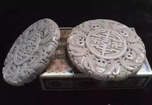 长得很丑的蝙蝠,蝙蝠象征意义是什么