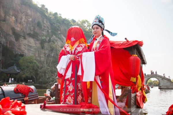 绍兴东湖最好的景点,最美西湖春色