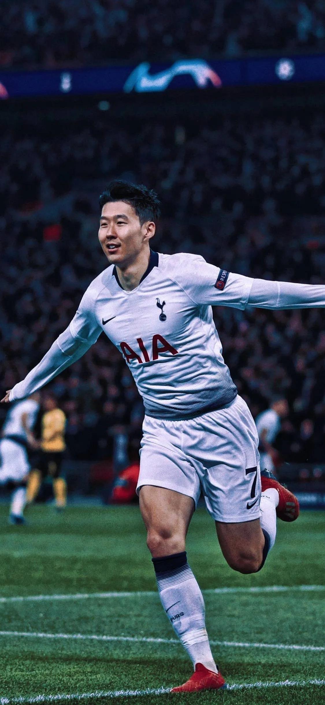 世界公认的十大最强前锋,世界公认的十大前锋