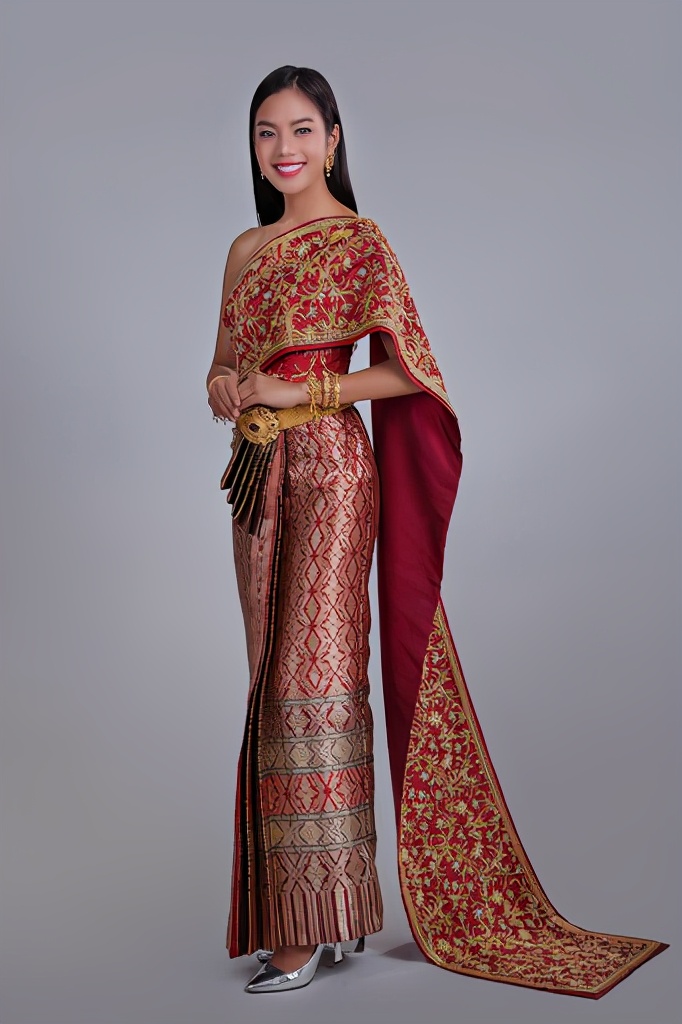 泰国传统服饰走秀视频,泰国传统新娘服饰