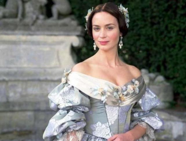 欧洲祖母维多利亚与英女王关系,维多利亚女王血友病遗传系谱图