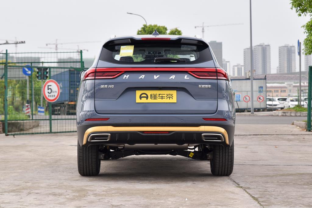 哈弗h6国潮版前脸进气格栅,哈弗h6前脸蜂窝状是哪个版本