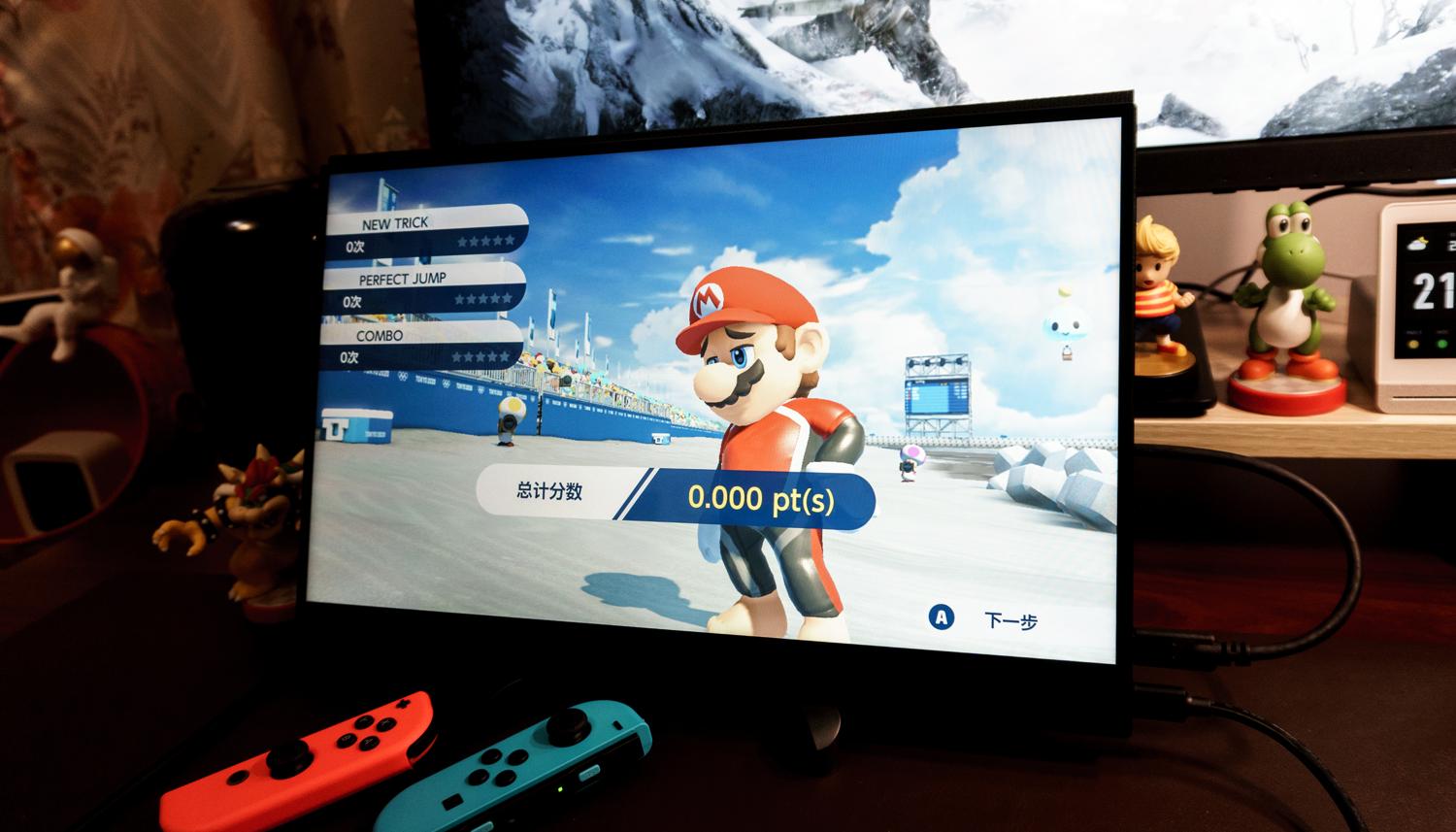 switch游戏机便携版测评,办公和玩switch的显示屏