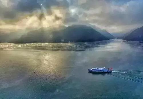 西安千岛湖风景,陕西千岛湖在什么地方