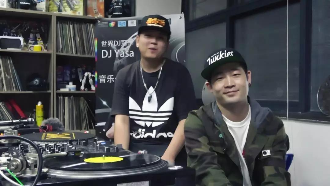 深度专访DJWINGDJWOLF,他们是和黑胶最亲密的人