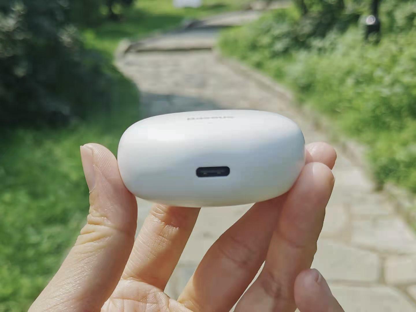 倍思超小耳道耳机,倍思M3半入耳蓝牙耳机入手体验