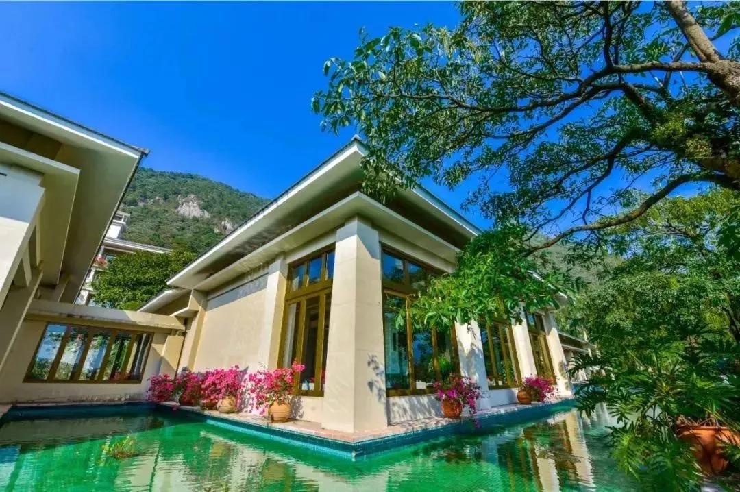 广东省内海拔最高的5星温泉金叶子，高山温泉+房间温泉一并拥有