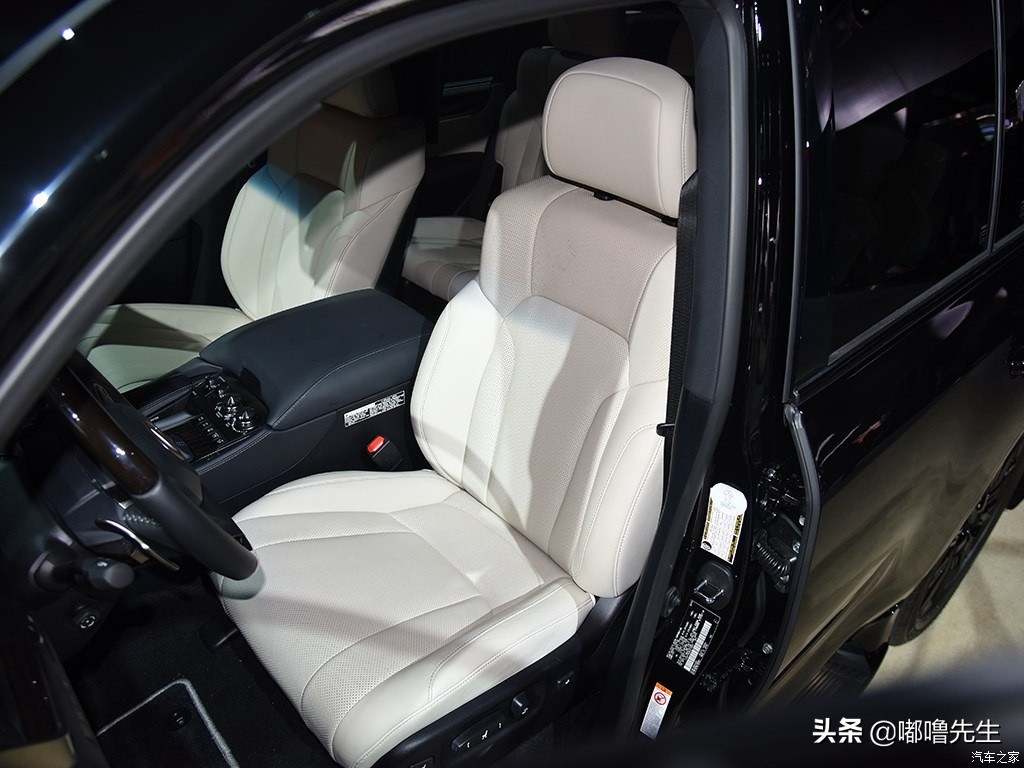 军绿色雷克萨斯lx570最顶配,雷克萨斯lx570坦克掉头沙漠