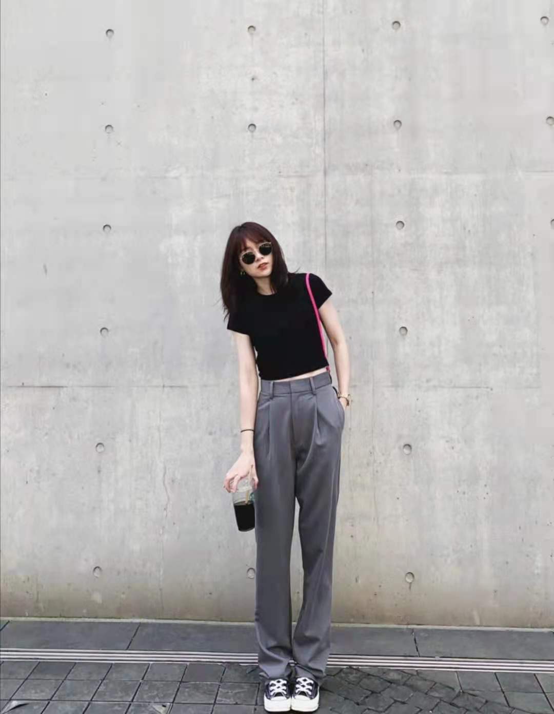 夏天裤子哪种面料凉快,夏天穿什么面料的裤子最凉快舒服