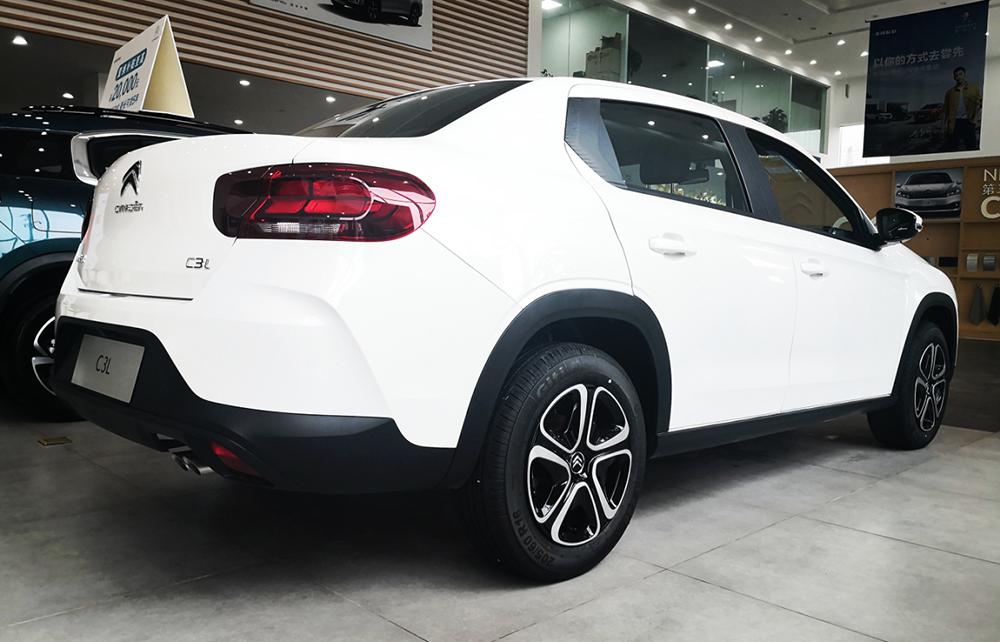 轿车底盘比suv更高级,轿车的底盘堪比suv的有哪些呢