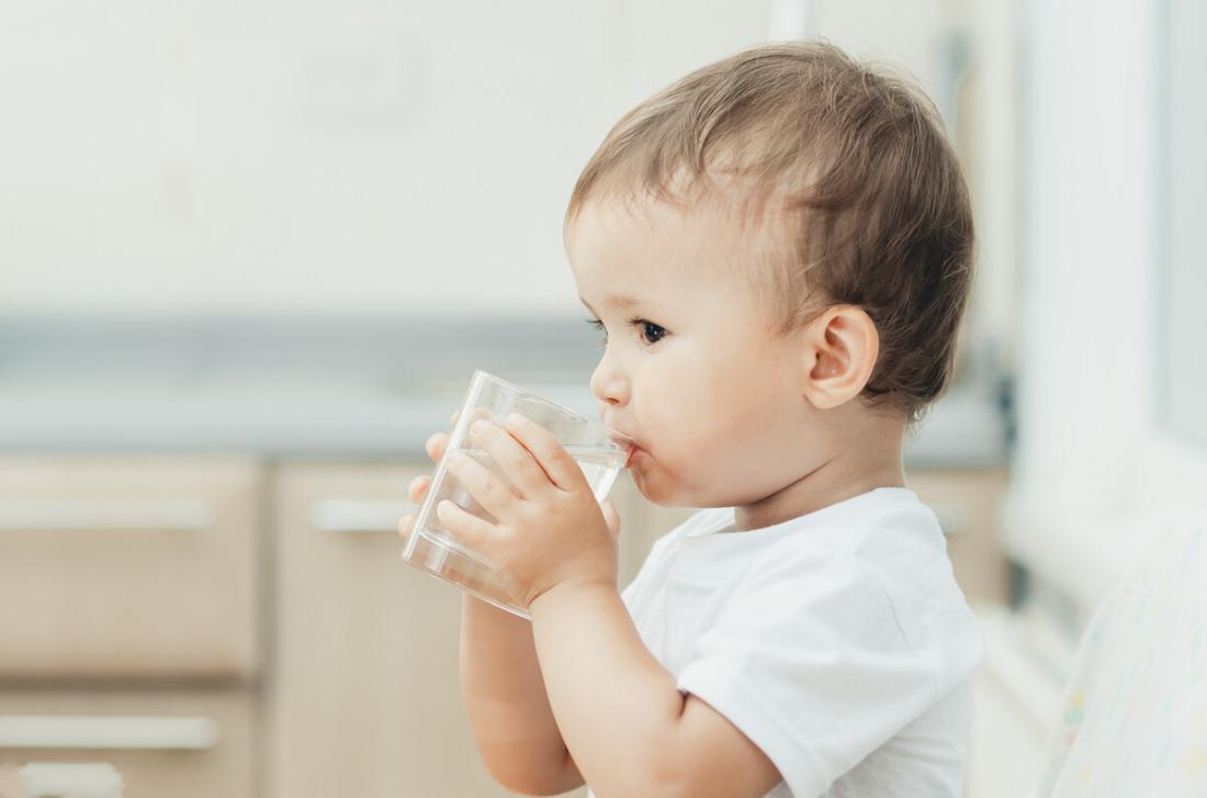 粗鲁的“断奶方式”不可取，做好这几点，帮助宝妈科学断奶