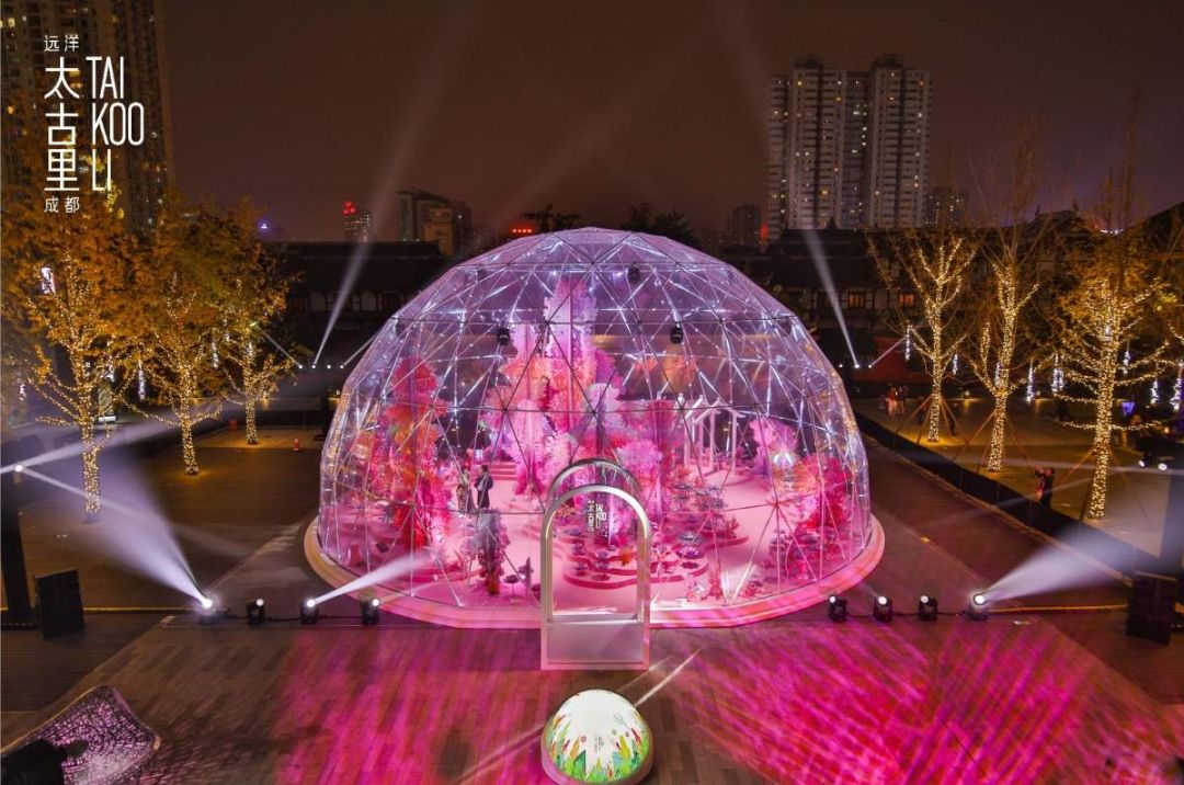 美已经不够了，今年的圣诞美陈必须“玩”起来