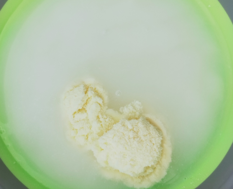 有妈妈的孩子是幸福的,没有母乳喝什么奶粉最好