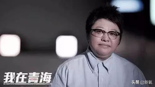 关晓彤黑色芭比造型,关晓彤专属芭比娃娃