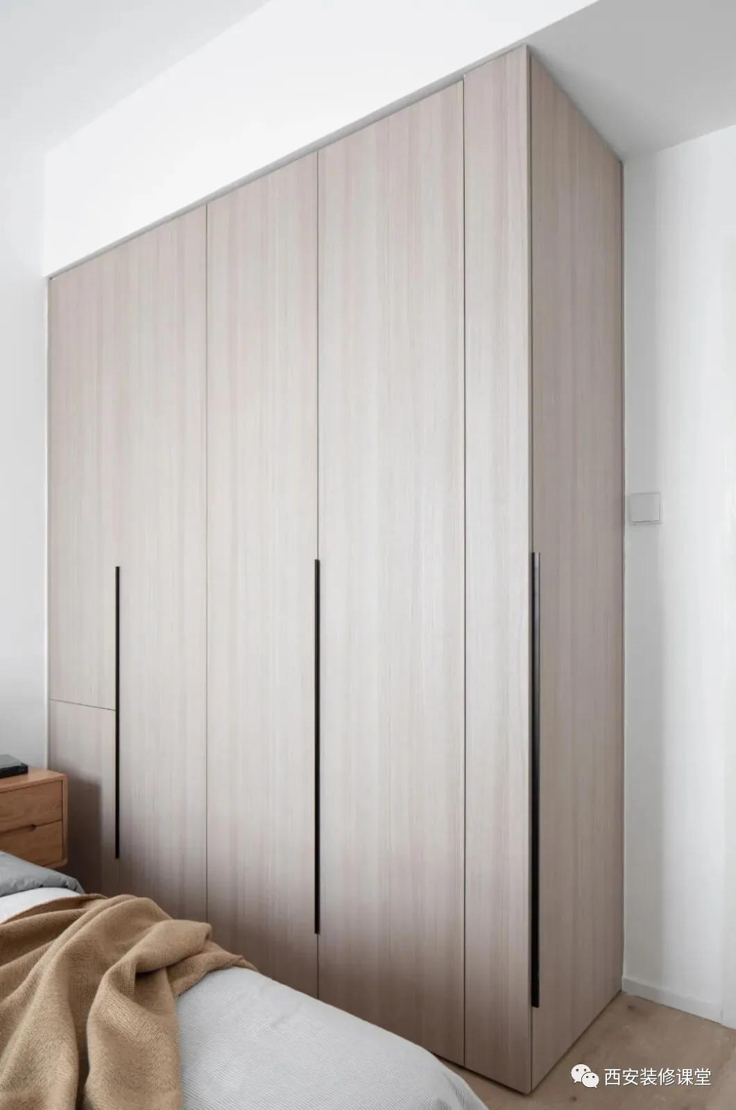 衣柜侧面难看怎么装饰好看,定制衣柜侧面的缝怎么解决