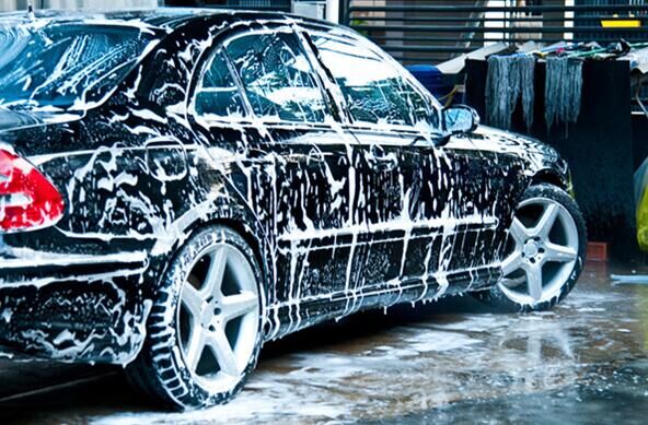 人工洗车和自助洗车相结合,人工洗车升级智能洗车