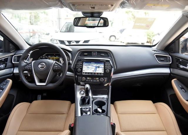 最省心的日系豪车，配12个博世音响售价才22万，终身不进修理厂