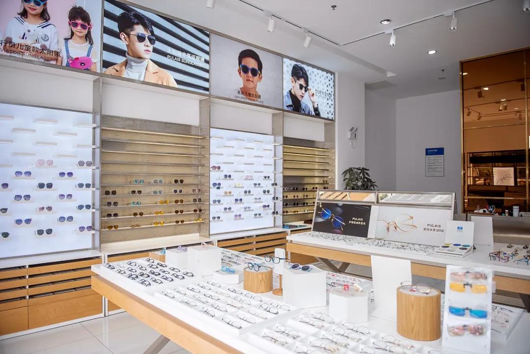 康业成央视采访,康自成普莱斯