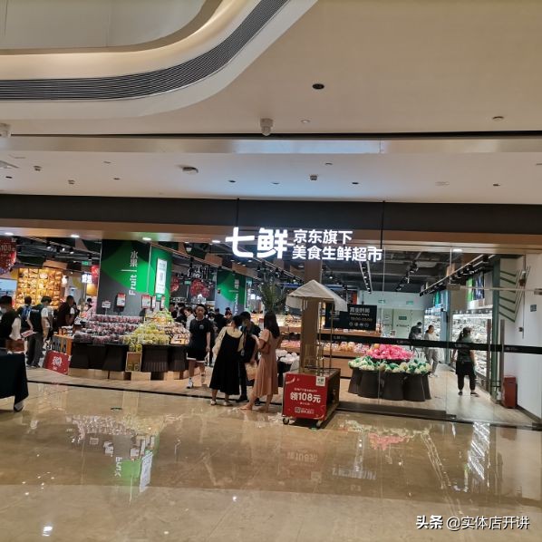 仅次于正佳广场，广州又一超大购物中心开业，有一点决定它的发展