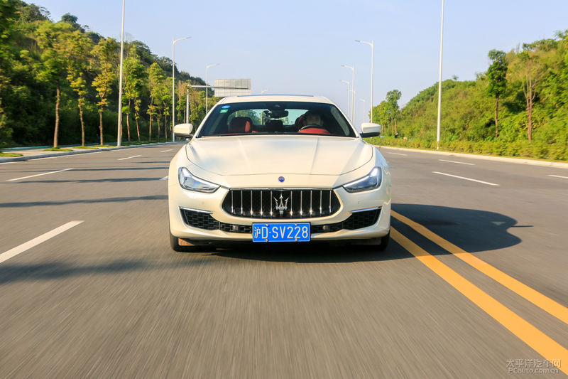 玛莎拉蒂ghibli和s350,玛莎拉蒂ghibli测试评价