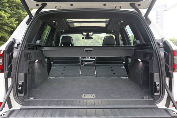 宝马x5深度评测进口f15,宝马x5m黑武士2021款内饰