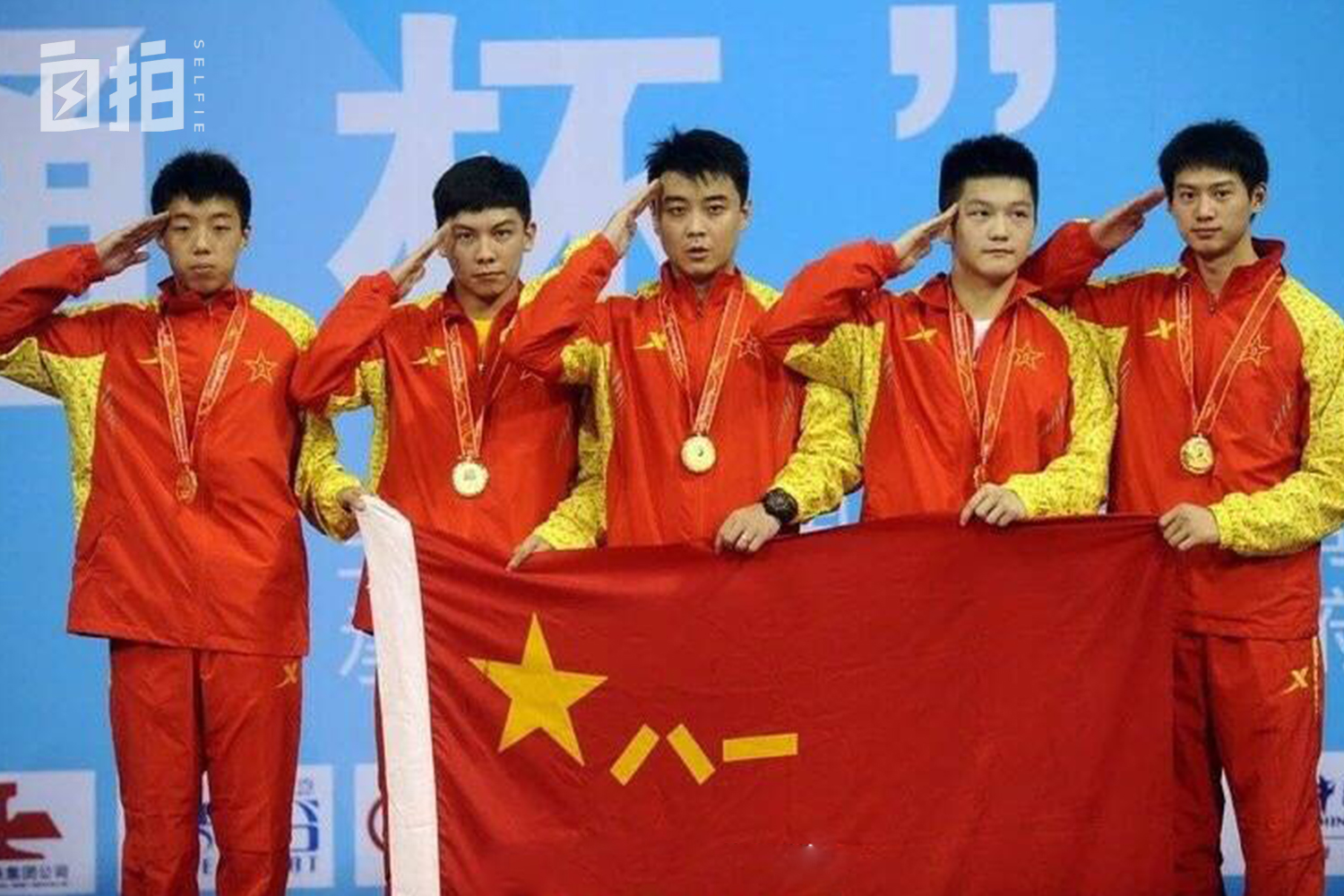 乒乓球国家队vs公园大爷,国家队乒乓球国手在公园