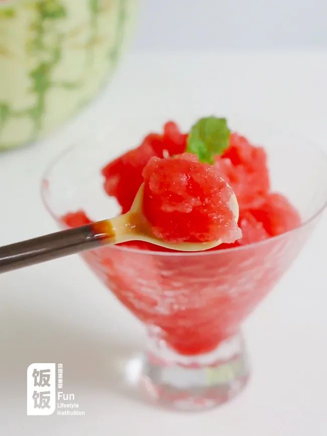 自制西瓜冰沙图文,自制西瓜冰沙的做法
