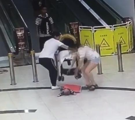 婴儿车的安全使用细节,婴儿车的八大安全知识