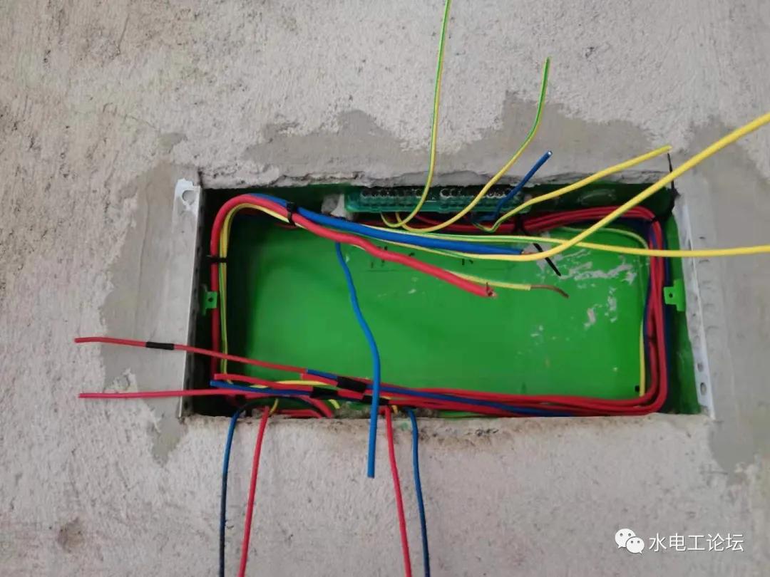 用户配电箱接线,配电箱380v变220v配电箱接线