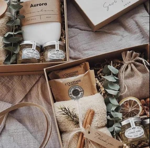 人数少的婚礼怎么办,现在婚礼怎么办为好