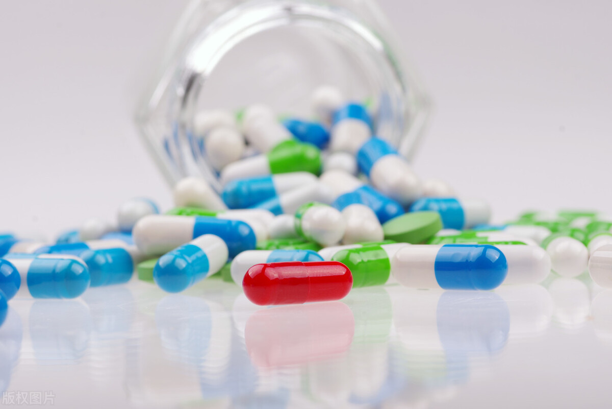 网上药店比正规药店便宜能保真吗,网上药店比实体药店便宜一半