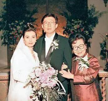 那个时候的钟楚红风华绝代,钟楚红风华绝代美人