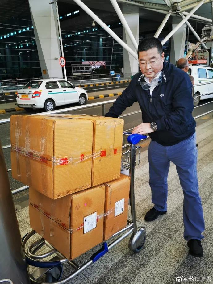 央视新闻点评陆勇我不是药神,路勇和我不是药神和解