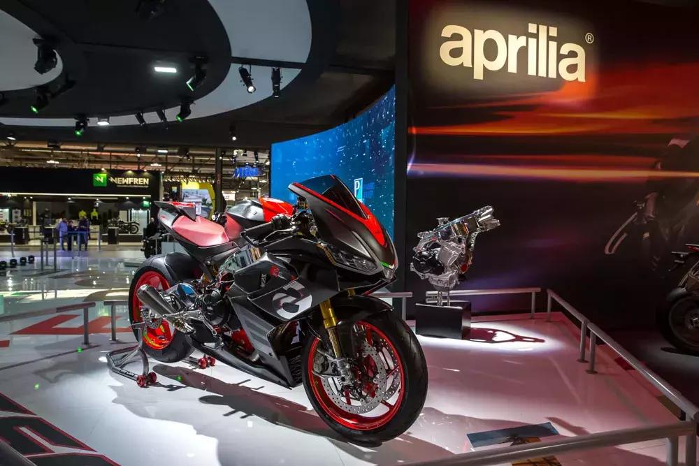 这颜值太让人心动了,Aprilia660cc中量级双缸跑车即将亮相,