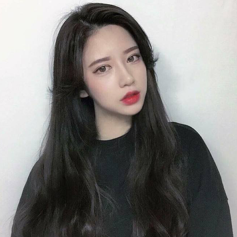 什么样的发型好看又显脸白,适合小脸显白的发型