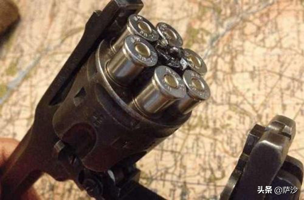 三分钟了解格洛克手枪,格洛克沙漠之鹰左轮