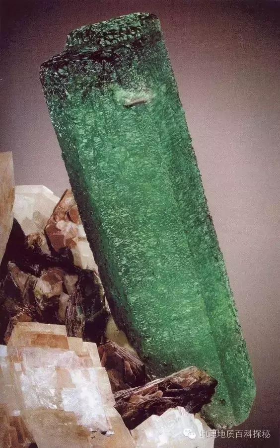 地球上的矿物是怎么形成的,地球十大坚硬的矿物