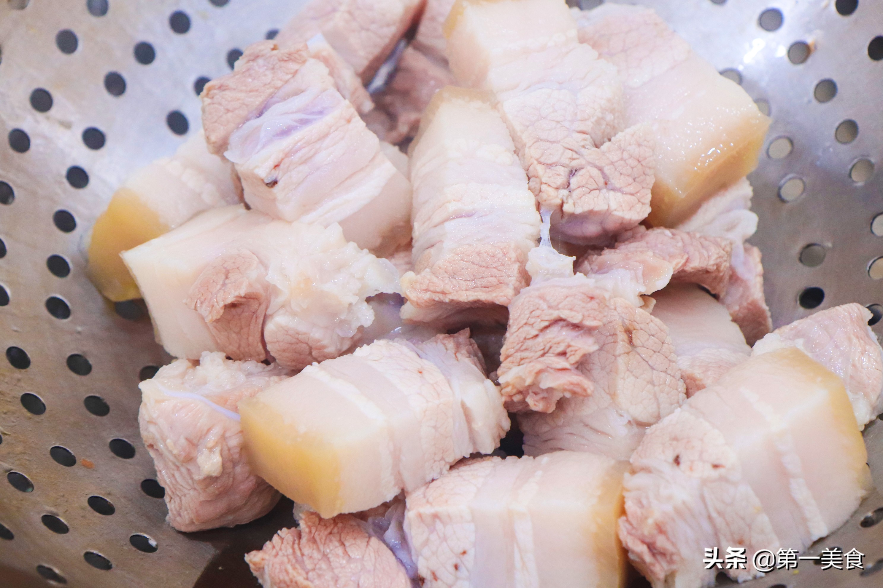 厨师长详细解说红烧肉制作方法,厨师长秘制红烧肉配方