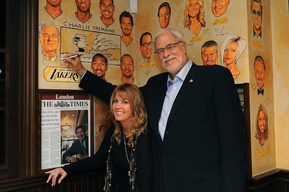 魔术师约翰逊喊话珍妮巴斯,湖人珍妮巴斯谈湖人被淘汰