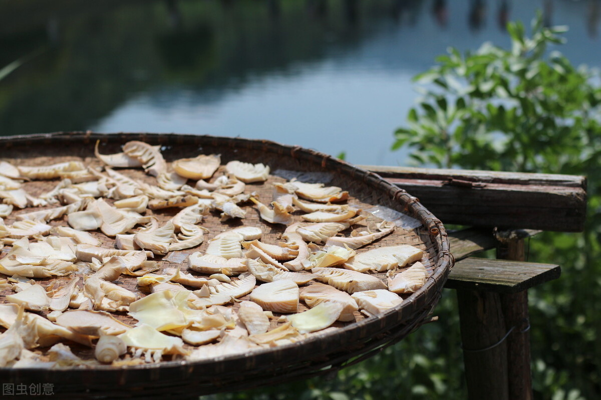 泡发笋干很简单，教你两招，竹笋泡发又快又好，又鲜又软不夹生