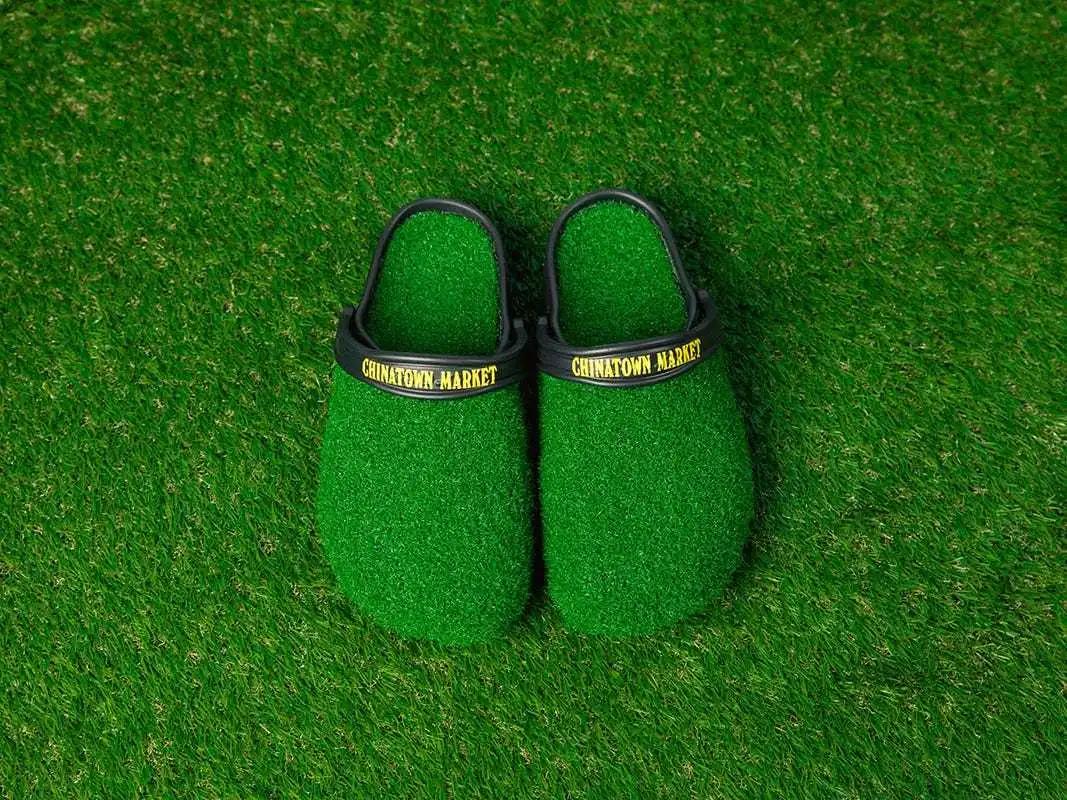 洞洞鞋zara,丑到洞洞鞋