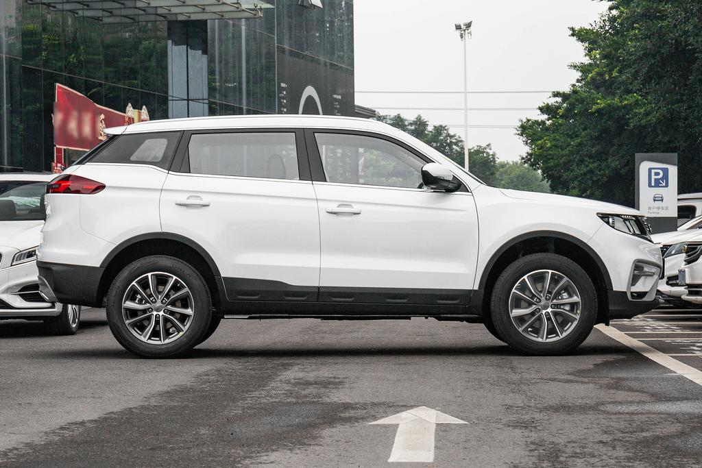 操控和底盘令人满意,底盘调教最好的日系车