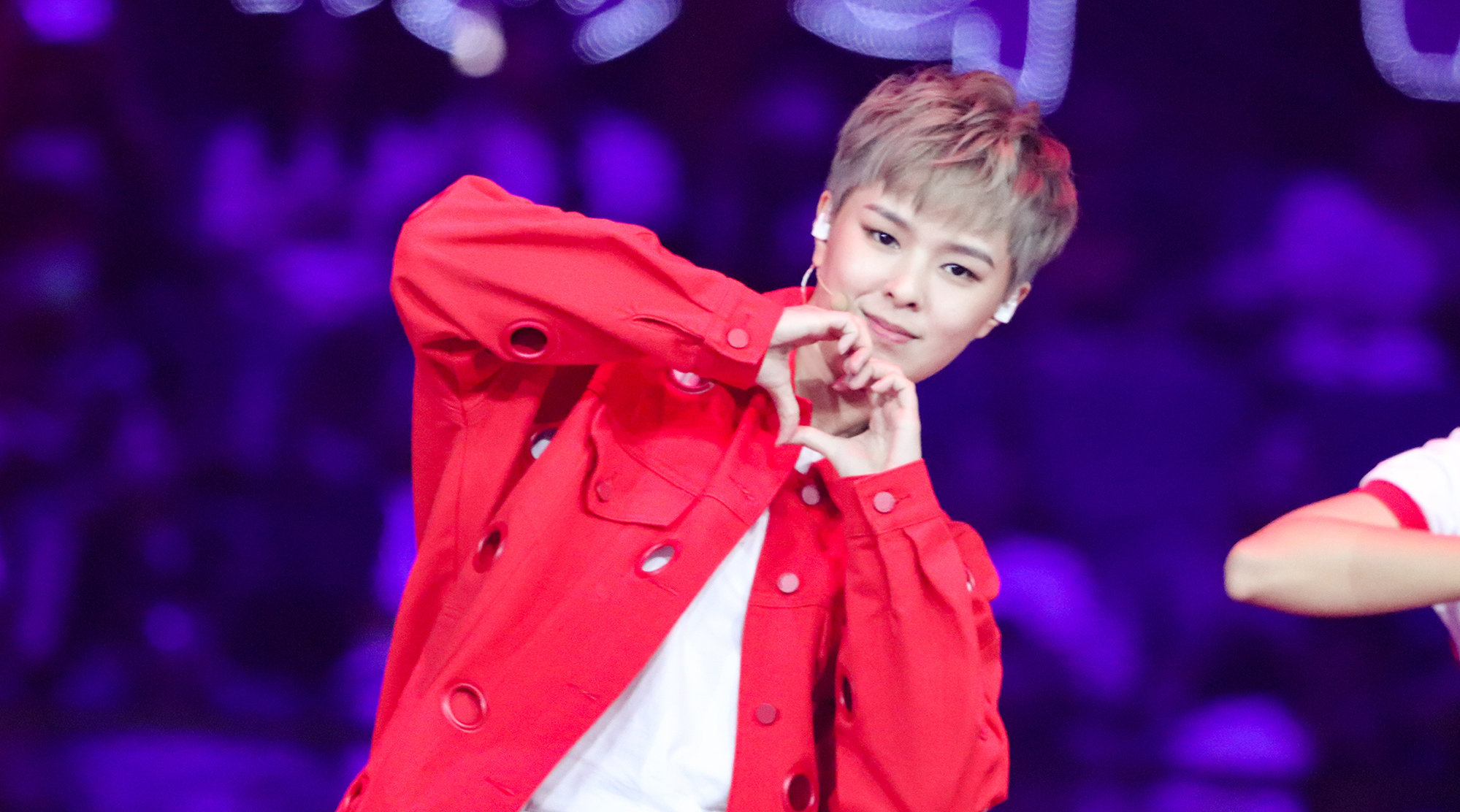 冒充周杰伦直播骗钱,社交账号被冒充骗人