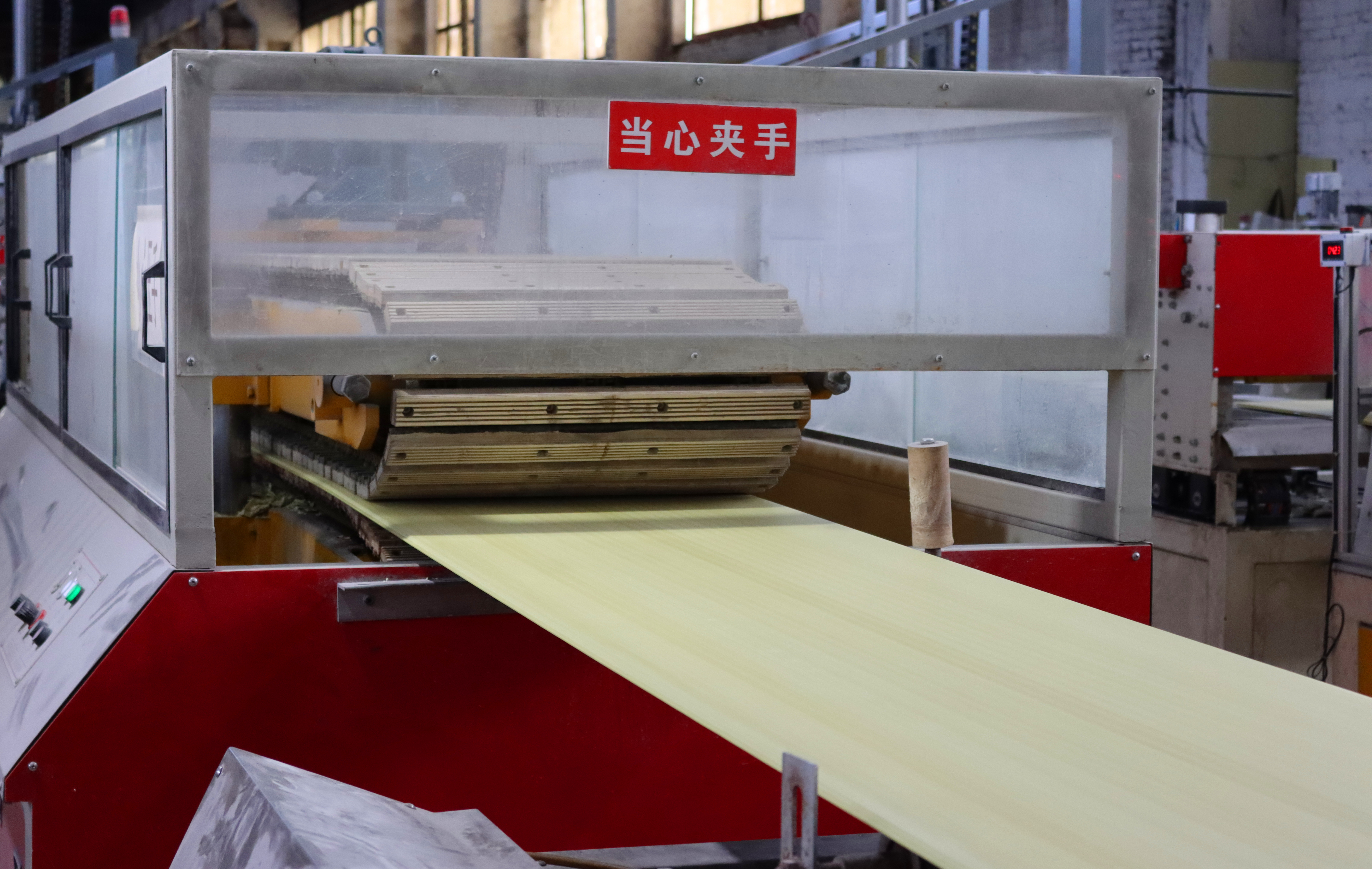 竹木纤维集成墙板哪里生产的好,高新区竹木纤维集成墙板施工过程