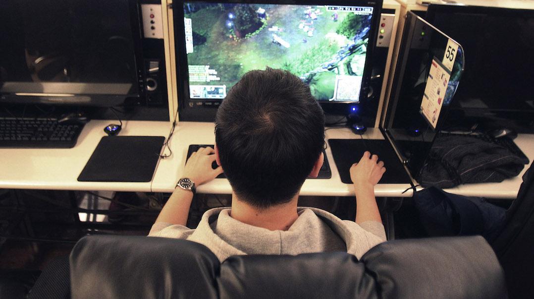 儿童怎么避免插座危险,被插座电了该如何自救