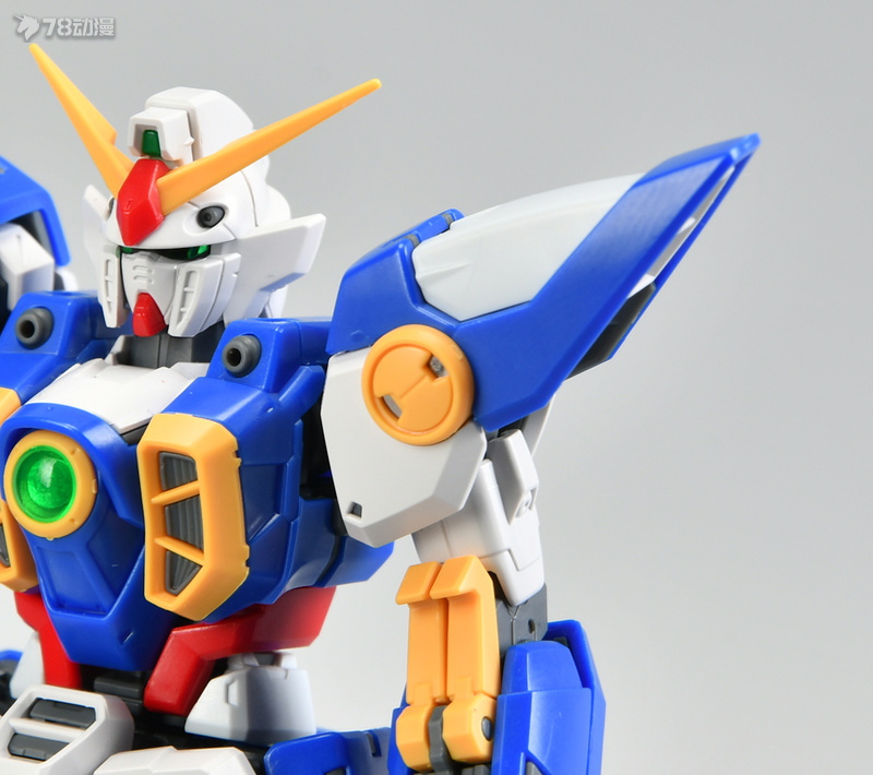 万代高达rgrx78-2,万代rg飞翼零式高达