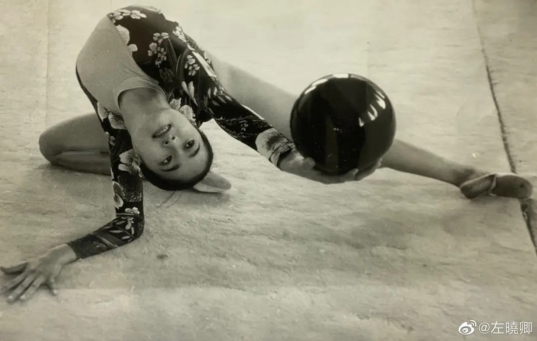 左小青演中国式离婚的电视剧,左小青和她背后的十个男人