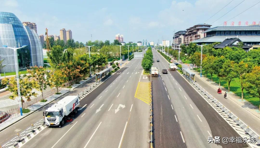 纵贯古今万千景，“永城不小,美丽如画；永城不大,胸怀天下”阐释