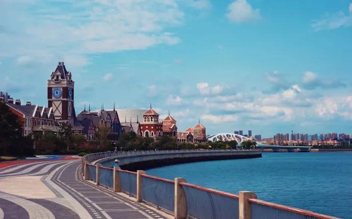 西海岸新区到底好不好,西海岸新区为什么叫东方好莱坞