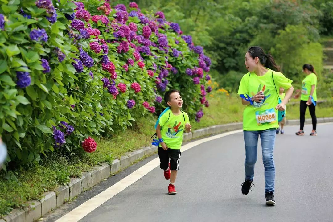 七里坪亲子跑,一场亲子健康跑触动了心灵深处